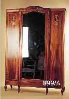 SCHLAFZIMMER, FRANKREICH, UM 1900, MAHAGONIFUNIER, BEST. AUS: SCHRANK, BETT UND NACHTSCHRANK, MIT BANDINTARSIEN UND MESSING- ...
