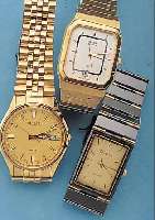 KONVOLUT: 3 HERRENARMBANDUHREN, UNGETR. LAGERW., ALLE 1990, ALLE HIGH-TECH-QUARTZWERKE2X VERG. (PULSAR, RICOH), 1X GADDI'S, DUNKEL- ...