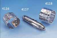 SERVIETTENSPANGE, DEUTSCH UM 1905, 800ER SILBER, REINER JUGENDSTIL, ZEITTYP., BES.- MONOGR., FLORALER DEKOR, D CA. 5 CM