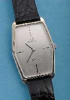 OMEGA HERRENARMBANDUHR DE VILLE, REF.-NR. 111/0103, SCHWEIZ UM 1974, METALL-WG, BODEN EDELST., RUNDANKERW. VERG., KAL. 26, 17 ST., HANDAUFZUG, ...