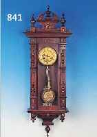 WANDUHR, JUNGHANS, UM 1900, VERZIERTES UND GESCHNITZTES EICHENGEHäUSE, MIT MESSINGAPPLI- KEN BESETZT, ORIG. AUFSATZ, 3-SEITIG ...