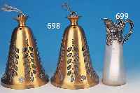 KANNE, DEUTSCH, UM 1900, KORPUS FARBLOSES GERILLTES GLAS, MONTUR METALL VERSILBERT MIT ROCAILLENDEKOR, EINSATZ ...
