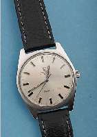 OMEGA HERRENARMBANDUHR AUTOMATIK GENEVE, REF.-NR. 165041, SCHWEIZ UM 1968, EDELST., BODEN GESCHR., VERS. BLATT, ZUM RAND ZU L. FL., WERK ...