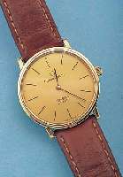 OMEGA HERRENARMBANDUHR CONSTELLATION QUARTZ, SCHWEIZ UM 1976, METALL HARTVERG., EDELST.- BODEN GEDR., MATT VERG. BLATT, MINERALFLACH- GL., KAL. ...