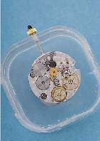 JEAN LASALLE ARMBANDUHRWERK, KAL. 200, FLACHSTES MECHANISCHES WERK DER WELT (GUINESS-BUCH), 1,2 MM GESAMTHöHE, 9 ST., CHRONOMETER- QUAL., ...