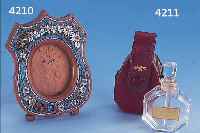 PARFUMFLAKON "4711 JUCHTEN", DEUTSCH, CA. 30ER JAHRE, FACETT. GLAS, MIT ORIG. LABEL VERGOLDET (L. BER.), ORIG.LEDERETUI MIT ...