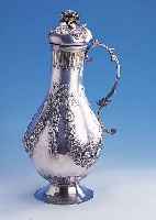 WASSERKANNE, OSMANISCH UM 1850, SILBER GETRIEBEN, TEILVERGOLDET, SAMMELW., MUSEAL, CA. 1715 G, HANDARBEIT, AUFGELEGTE ...