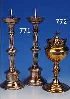 ZIMBORIUM, WOHL ÖSTERREICH, UM 1910, H. 29 CM,FUß METALL VERGOLDET MIT AUFGELEGTER FILIGRANARBEIT, KUPPA SILBER VERGOLDET, DECKEL ...
