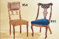 VIER JUGENDSTILSTüHLE, WOHL DARMSTADT, UM 1900/10, EICHE MASSIV, MIT LEDERBEZüGEN, L. ALTERSSCHäDEN, H.: 97 CM, SH.: 46 CM.