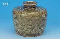 VASE, SONG-DYNASTIE, CHINA, UM 960 - 1279 N. CHR., PROTOPORZELLAN, MIT INTENSIVER OLIVGRüNER SELADON- GLASUR, ...