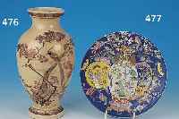 VASE, JAPAN, SATSUMA, UM 1910, FEINE BUNTE BEMALUNG, UMLAUFENDER DEKOR VON ROSENSTRAUCH IN LANDSCHAFT UND PARA-DIESVOGEL IN ...
