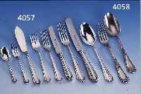 76-TEILIGES BESTECK, DEUTSCH, 30ER JAHRE, 800ER SILBER, BREMER SILBERWAREN- FABRIK, BEST. AUS: 6 MESSER (GRIFFE GE- FüLLT, ...