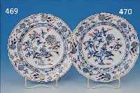 TELLER, MEISSEN, UM 1870/80, PORZELLAN, BLAUE UNTERGLASURBEMALUNG, REICHES ZWIEBEL- MUSTER, EISENROT U. GOLDGEHöHT, D. 24,5 CM