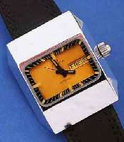 UEBRA HERRENARMBANDUHR AUTOMATIK, SCHWEIZ UM1972, EDELSTAHLMASSIVBOD. U. KRONE GESCHR., BEI FERTIGSTELLUNG WASSERGESCH., MINERAL- FLACHGL., ...