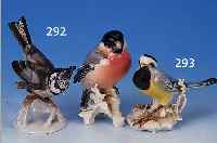 ZWEI PORZELLANFIGUREN, ENZ, UM 1938/40, ZWEI SINGVöGEL, BUNTE BEMALUNG, H. 10 UND 13 CM