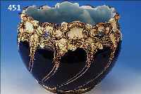 GR. ÜBERTOPF, SAARGEMüND, UM 1900, STEIN- ZEUG, REICH RELIEFIERTE WANDUNG, ROCAILLEN- DEKOR U. BLUMEN AUF KOBALTBLAUEM FOND, GOLD- STAFFIERT, ...