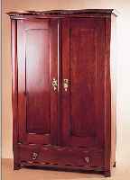 SCHRANK, EICHE MASSIV, UM 1860, 2TüRIG MIT GERADEN FüLLUNGEN, SOCKELSCHUBLADE, OHNE SCHLüSSEL, RüCKSEITIG MIT WURMBEFALL, ALTERS- BEDINGTE ...