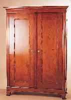 SCHRANK, EICHE MASSIV, UM 1870, ZWEITüRIG, ZERLEGBAR, KLEIDERHAKEN UND ABLAGE, OHNE SCHLüSSEL, ALTERSBEDINGTE GEBRAUCHSSPUREN, CA. ...