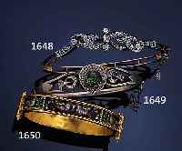 ARMREIF MIT DIAMANTEN, ROSé-G U. SILBER, 46DIAMANT-ROSEN ZUS. CA. 1 CT, UM 1890, SICHER- HEITSKETTCHEN, SCHARNIER