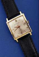 GIRARD PERREGAUX HERRENARMBANDUHR GYROMATIC, REF.-NR. 2220, SCHWEIZ UM 1964, GG 750/000, CARREE-GEH., BODEN GEDR., BLATT VERS., ZUM RAND ZU L. ...