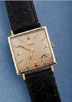 MARVIN HERRENARMBANDUHR, SCHWEIZ UM 1965, GG 750/000, CARREE-GEH., MAßE üBER DIE FLäCHENCA. 28 X 28 MM, BODEN GEDR., RUNDANKERW., 17 ST., ...