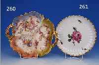 ANBIETSCHALE, LIMOGES, MARTIAL REDOM, UM 1896, PORZELLAN, LITHOGRAFIERT U. BUNT AUSGE- MALT, SCHöNER DEKOR VON BLUMENBOUQUETS, REICH VERGOLDET, ...