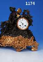 PENDULE, FRANKREICH, UM 1900, SPRITZGUßGE- HäUSE, MESSINGGUßSOCKEL, EMAILZIFFERBLATT, PENDULENWERK GEM. JAPY, HALBSTUNDENSCHLAG AUF GLOCKE, ...