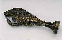 PETSCHAFT, FRANKREICH UM 1900, GELBGUß PATINIERT, PHöNIXDARSTELLUNG, PLATTE UNBESCHNITTTEN, H CA. 7 CM