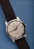 OMEGA HERRENARMBANDUHR SEAMASTER HAMMERAUTO- MATIK, REF.-NR. C2576-6, SCHWEIZ UM 1953, EDELST., BODEN GESCHR., BLATT PERF. REST., 17 ST., WERK ...