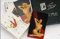 2 KARTENSPIELE (JE 52+2), PIN-UP, USA UM 1950, LUXUSAUSFüHRUNG, GOLDSCHNITT, MADE BY BROWN& BIGELOW ST. PAUL. MINN., RS. JEW. PIN-UP- GIRL (AKT) ...