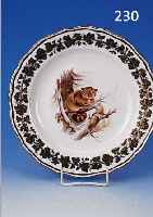 ZIERTELLER, MEISSEN, UM 1880, PORZELLAN, QUALITäTVOLLE BUNTE BEMALUNG, UMLAUFEND SCHö- NER HELLGRüNER WEINLAUBDEKOR, TEILRELIEF. U. ...