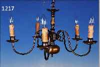 DECKEN U. WANDLEUCHTE, MESSING, MITTE 20. JH., 1 DECKENLAMPE MIT 5 BRENNSTELLEN, H. 56 CM, 1 WANDLEUCHTE MIT 2 BRENNSTELLEN U. SCHALTER MIT ...