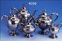 5-TEILIGES KAFFESERVICE, USA UM 1947, STERLINGSILBER, IM STIL VON 1870/80, JAHRESBUCHSTABEM = 1947, HERSTELLER HENRY BIRKS & SONS, BEST. AUS ...