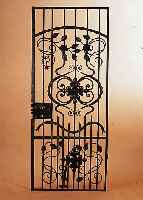 TüR, DEUTSCH, MITTE 20. JH., SCHMIEDEEISEN, REICHER ROSENDEKOR, CA. 190 X 80 CM, MIT SCHLOß UND SCHLüSSEL, ...