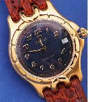 CHAGALL DESIGNERHERRENARMBANDUHR AUTOMATIK, SCHWEIZ UM 1994, EDELST. HARTVERG., BODEN U. KRONE GESCHR., BEI FERTIGST. WASSERD., BOMB. SAPHIRGL., ...
