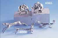 2 SKULPTUREN: ELEFANTEN, 925ER SILBER MASSIV, NATURALIST.-IDEALIS. DARSTELLUNG, H CA. 4.5 CM, ZUS. CA. 288 G