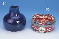 TINTENSET, SOUFFLENHEIM/ELSAß, UM 1900, KERAMIK, BUNT BEMALT, FüR DEN MAROKKANISCHEN MARKT GEMACHT, LEICHT BESCHäDIGT, H. CA. 9.5 CM