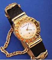 PHILIPPE CHARRIOL DAMENARMBANDUHR, SCHWEIZ UM 1996, DESIGNERMODELL, METALL HARTVERG., LEDERB. M. PATENT. SICHERHEITSSCHL., SICHER- ...