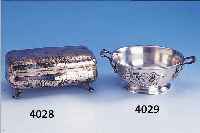 DOSE, ITALIEN 60ER JAHRE, 800ER SILBER, REINE HANDARBEIT, HAMMERSCHLAGVERZIERUNG, AUFWENDIG, UNIKAT, CA. 305 G, CA. 7 X 16 X 9 CM