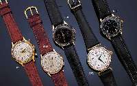 GUB ARMBANDCHRONOGRAPH, REF.-NR. 3751, DEUTSCHLAND UM 1960, METALL VERG., EDELST.- BODEN GESCHR., VERS. ORIG.-BLATT, 30-MIN.- ...
