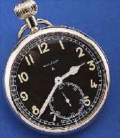 JAEGER LE COULTRE MILITäR-B-TASCHENUHR, SCHWEIZ/ENGLAND UM 1950, METALLGEH. NACHVER- CHR., BLATT REST., FüR DIE BRIT. ARMEE, SO REG.-GRAV. ...