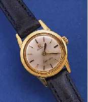 KONVOLUT: 2 OMEGA DAMENARMBANDUHREN, 1X AUTOMATIK, GG 750/000, BODEN GESCHR., WERK VERG., ZENTRALROTOR, BASISKAL. 661, SCHWEIZ UM1960, 1X ...
