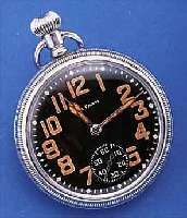 WALTHAM MILITäR-B-TASCHENUHR, REF.-NR. 20781USA/ENGLAND UM 1944, METALLSCHRAUBGEH. VER- CHR., EMAILBL., LEUCHTFARBE BRüCH., 9 ST., ...