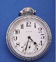 ASSA MILITäRTASCHENUHR, SCHWEIZ UM 1935, METALLGEH. VERCHR., BODEN U. GLASR. GESCHR., WOHL FüR DEN US-MARKT, EMAILBL. REP. BEI 11, BEZ. ...