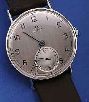 OMEGA HERRENARMBANDUHR, SCHWEIZ UM 1940, EDELST., BODEN GEDR., GEBL. ORIG.-STAHLZEIGER,15 ST., HANDAUFZUG, BASISKAL. 30T2, KOMP.- UNR., GEBL. ...