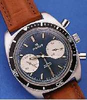 PIERCE ARMBANDCHRONOGRAPH, SCHWEIZ UM 1961, METALL VERCHR., EDELST.-BODEN GESCHR., 30- MIN.-STOPPZäHLER, LüNETTE M. 60ER TEILUNG BEIDS. ...