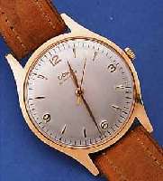 DOXA HERRENARMBANDUHR, SCHWEIZ UM 1945, RG 585/000, BODEN GEDR., BLATT REST., RUNDANKER- W., 17 ST., HANDAUFZUGKAL. 380, SCHR.-UNR., FLACHSPIR., ...