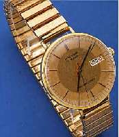 LONGINES HERRENARMBANDUHR OLYMPIAN SCHNELL- SCHWINGER, SCHWEIZ/USA UM 1968, METALL, EINSCHALENGEH. VERG., ZEITIDENT. ZUGGLIEDERB. VON SPEIDEL, ...