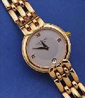 RAYMOND WEIL DAMENARMBANDUHR, 18 KT GOLD- PLATED, QUARTZ, AB HERST. WASSERGESCH., DATUMSANZ. BEI 6, SAPHIRGLAS, LAGERWARE, BATT. ZU ...
