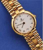 RAYMOND WEIL DAMENARMBANDUHR, 18 KT GOLD- PLATED, QUARTZ, AB HERST. WASSERGESCH., DATUMSANZ. BEI 6, SAPHIRGLAS, LAGERWARE, BATT. ZU ...